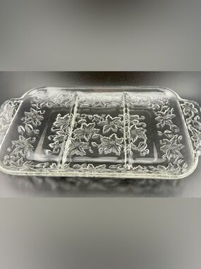 Princess House “Fantasia” Crystal Poinsettia divided serving platter. 7”x12.5”